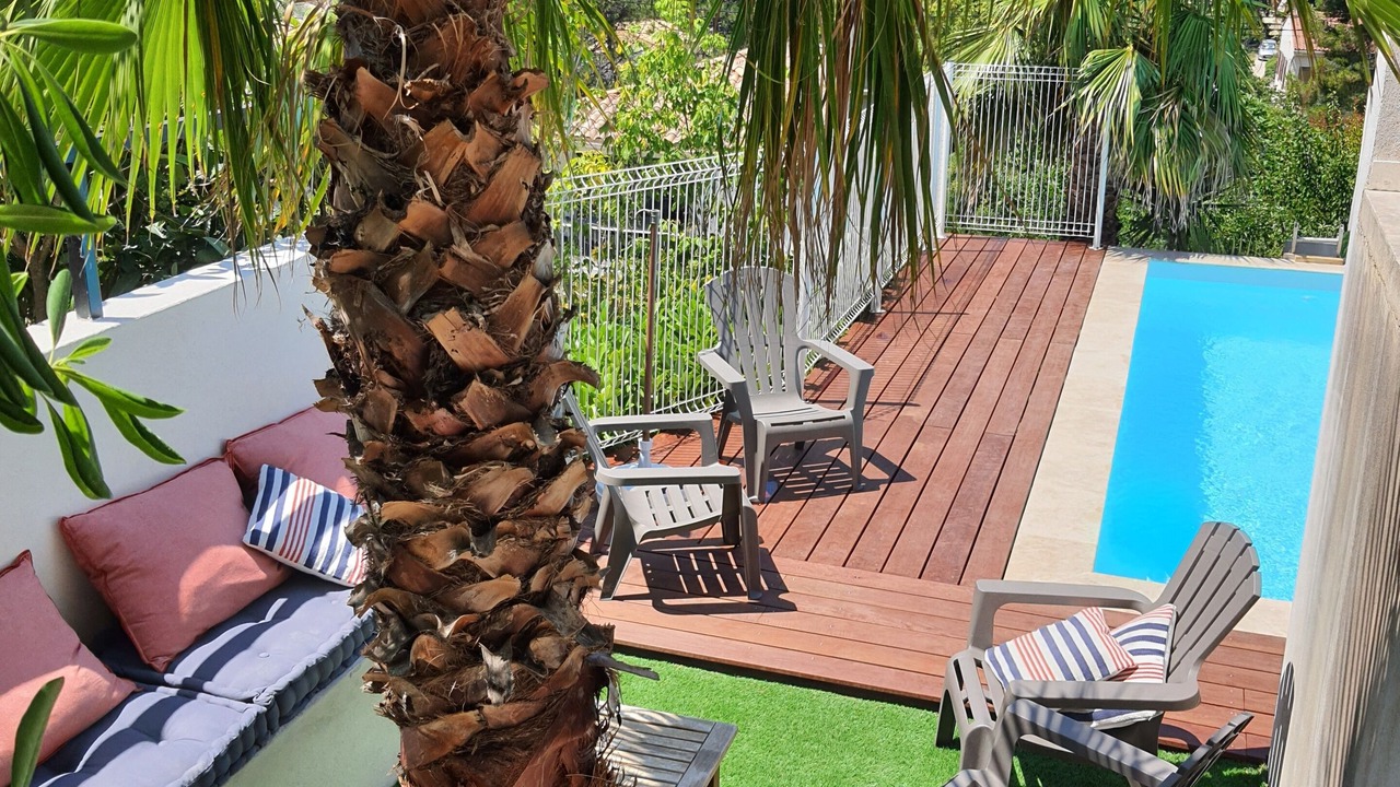 Photo of Patio Balcony in Ensues-la-Redonne