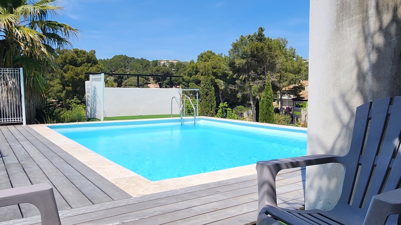 Photo of Outdoor in Ensues-la-Redonne