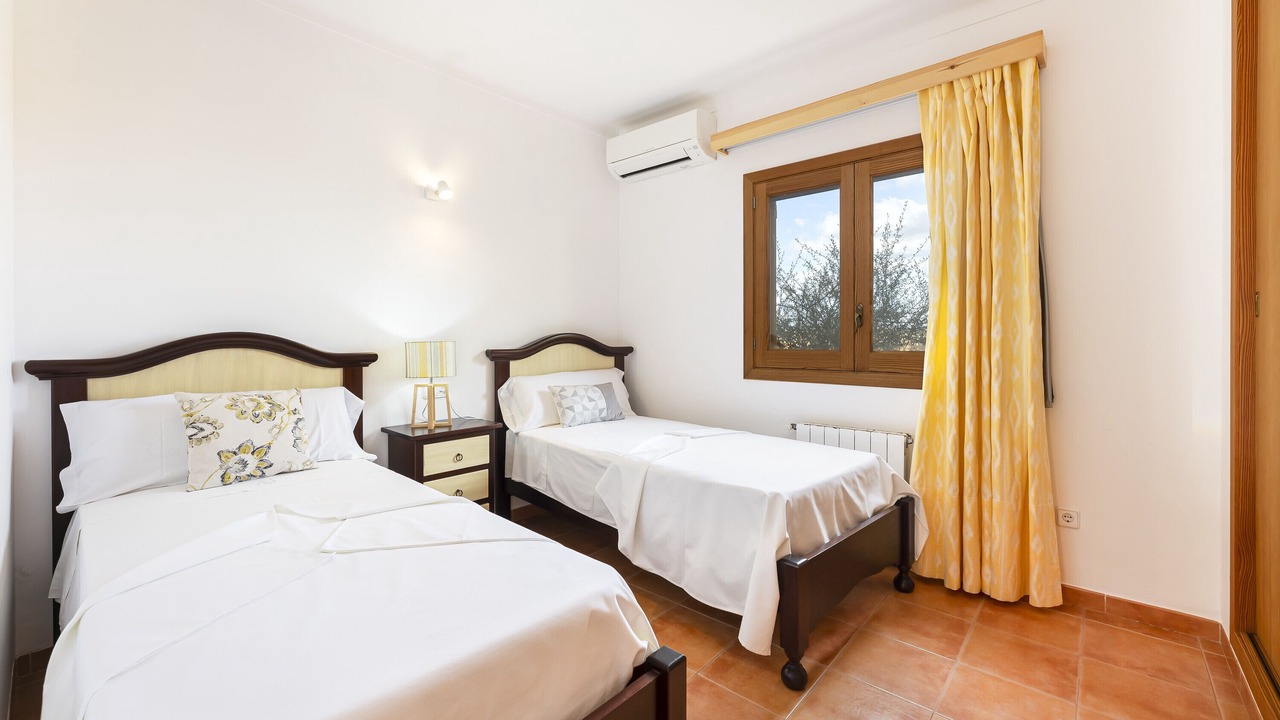 Photo of Bedroom in Es Palmer