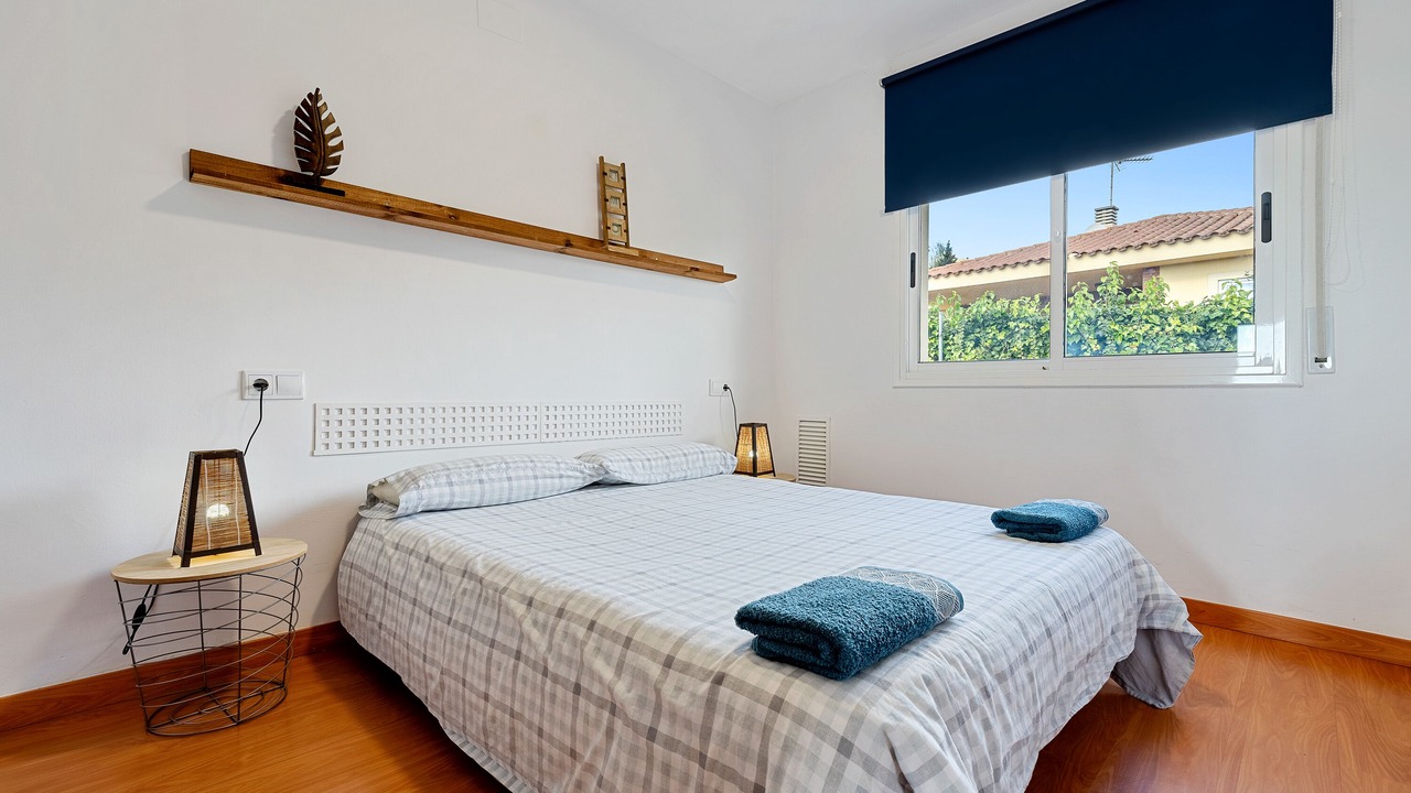 Photo of Bedroom in Riudecanyes