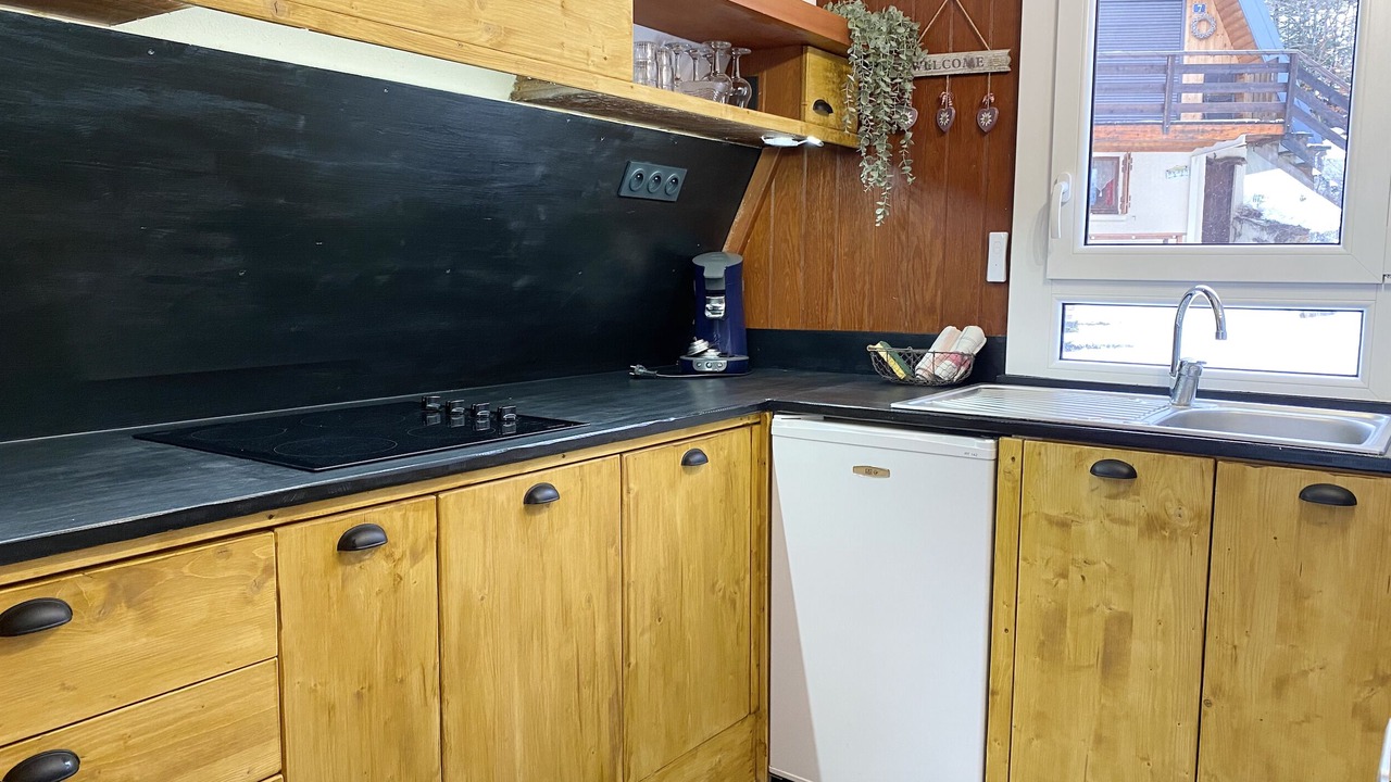 Photo of Kitchen in Premanon