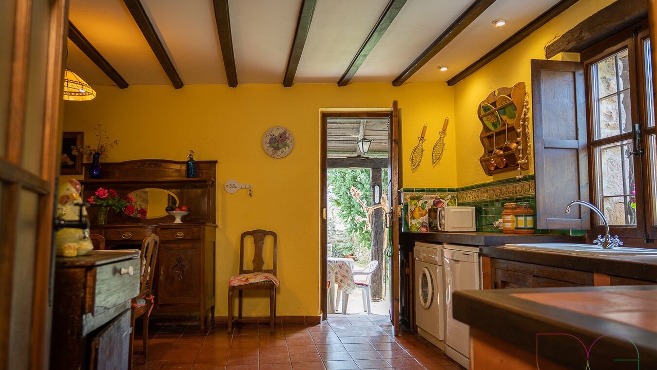 Photo of Kitchen in Salinas de Pisuerga