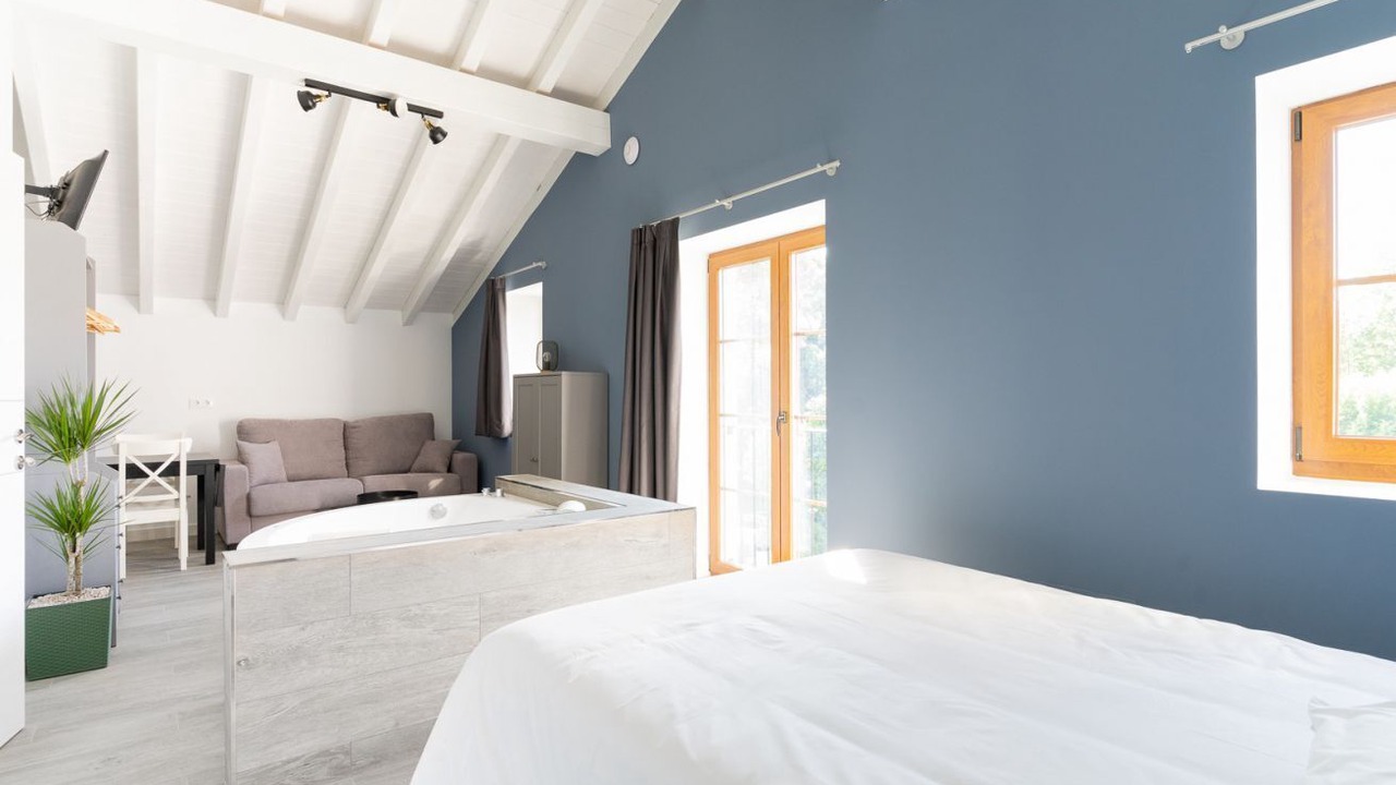 Photo of Bedroom in Villaverde de Pontones