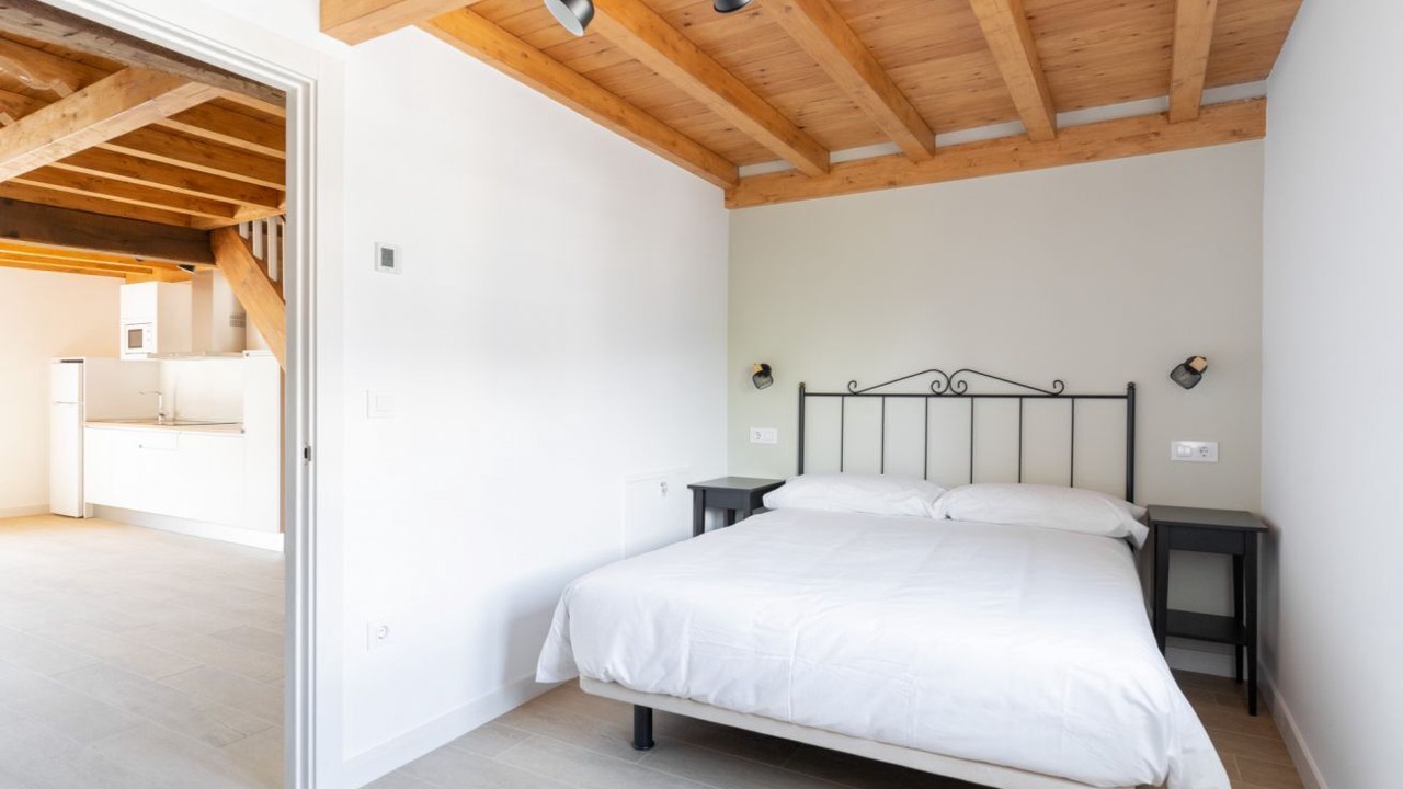 Photo of Bedroom in Villaverde de Pontones