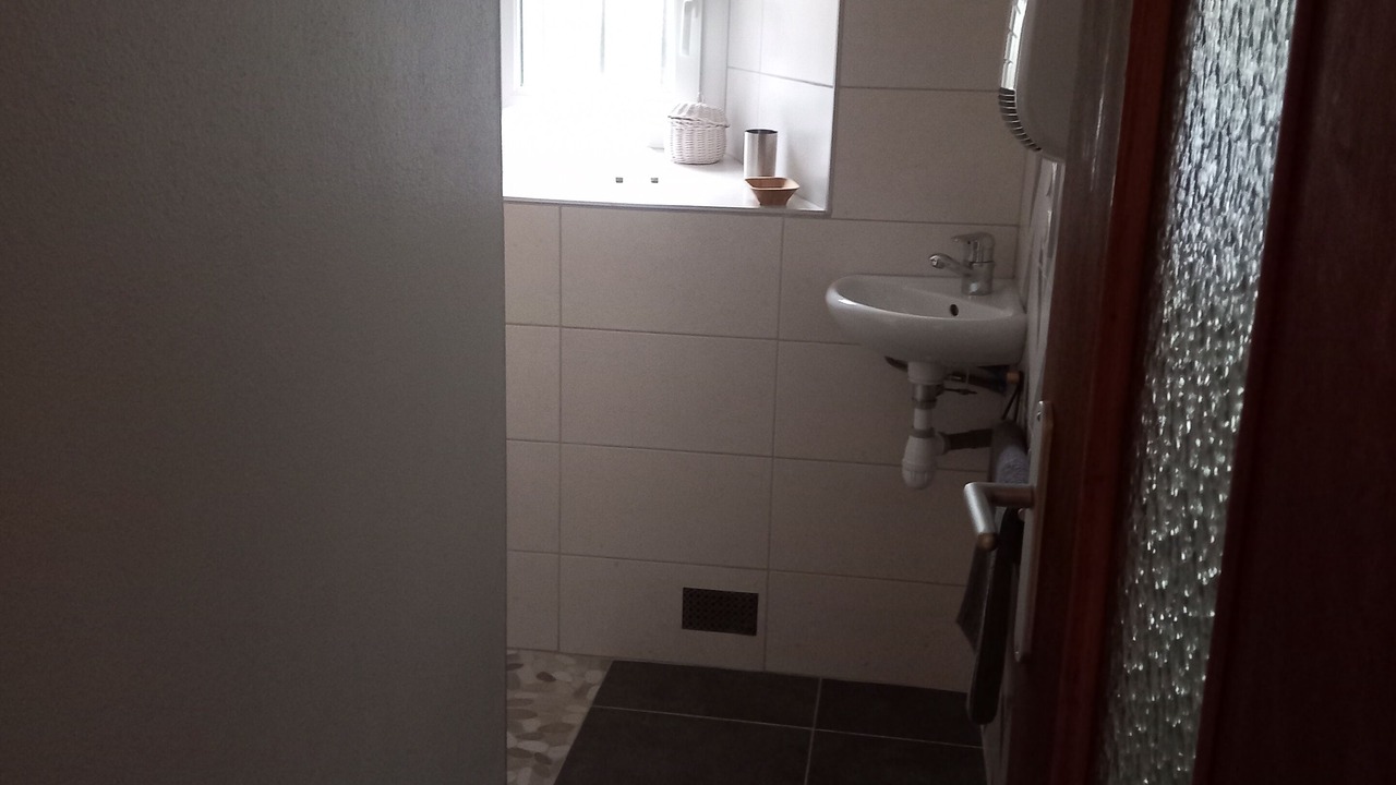 Photo of Bathroom in Campan
