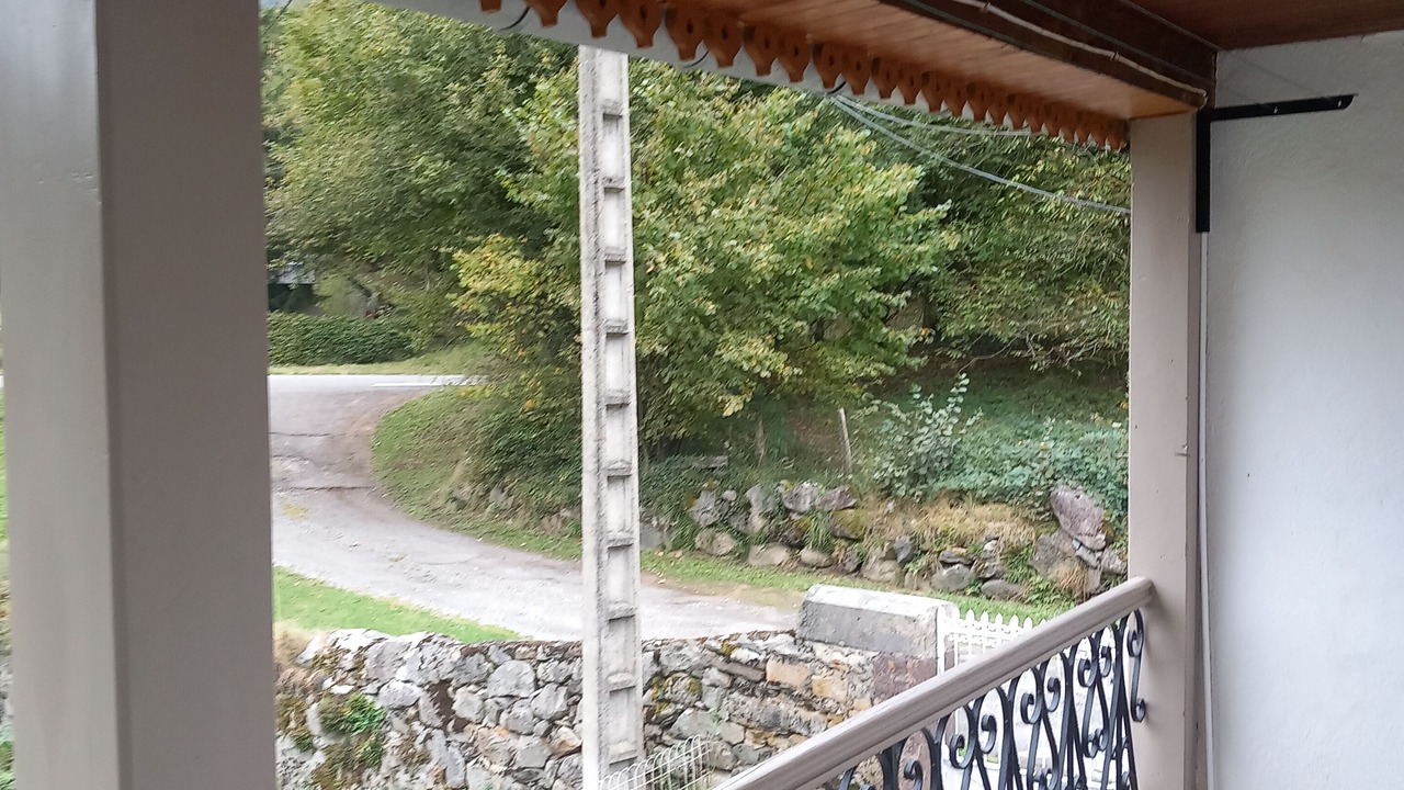 Photo of Outdoor in Campan