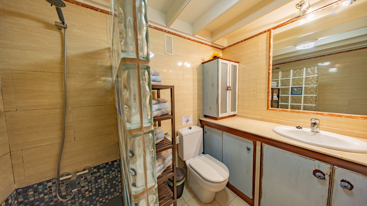 Photo of Bathroom in Las Caletillas