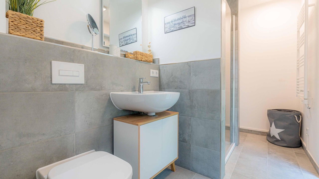 Photo of Bathroom in Tating