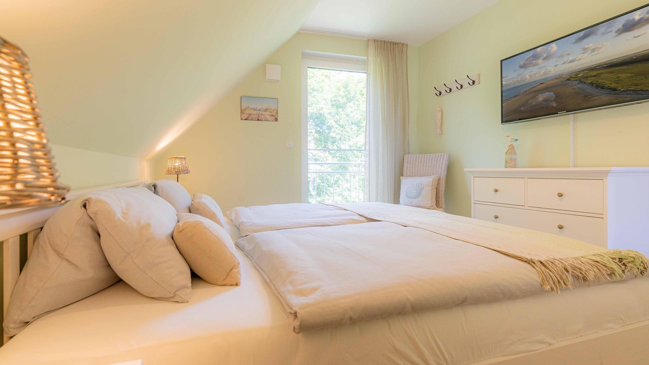 Photo of Bedroom in Tating