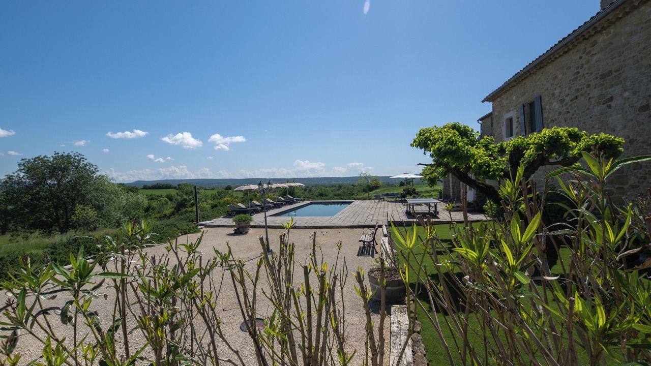 Photo of Patio Balcony in Saint-Sauveur-de-Cruzieres