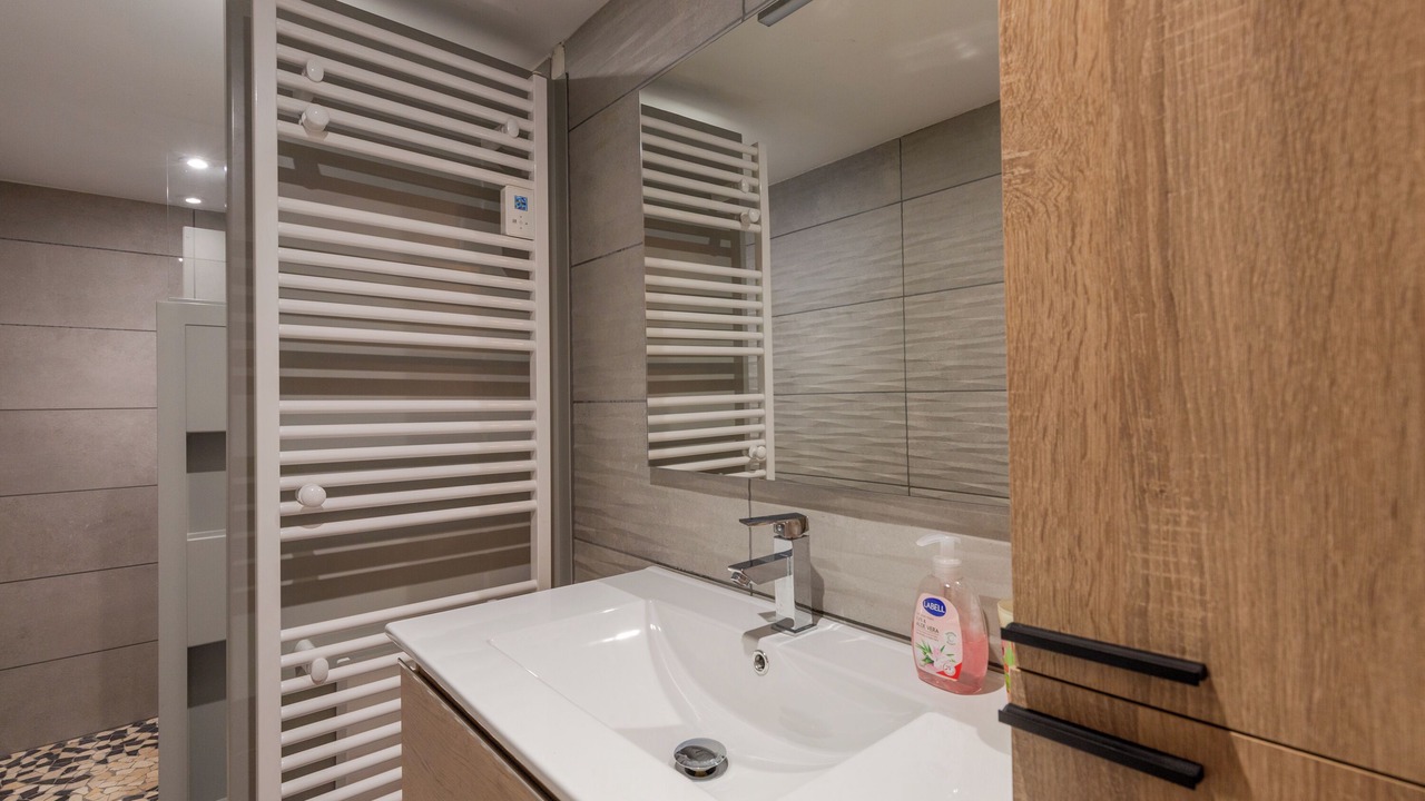 Photo of Bathroom in Entremont