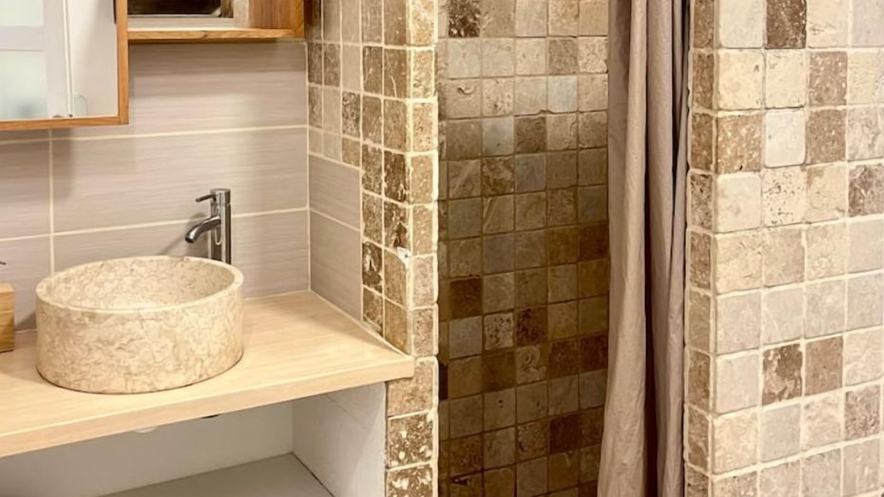 Photo of Bathroom in Salin-de-Giraud
