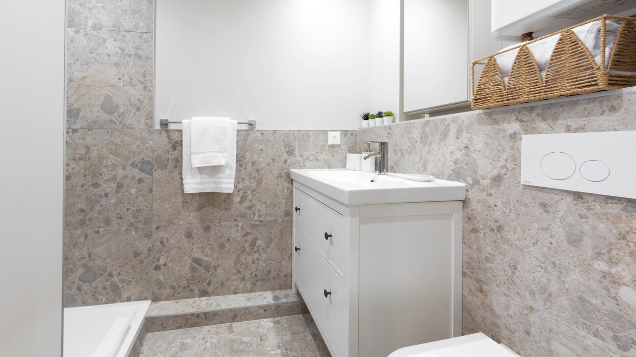 Photo of Bathroom in Genas