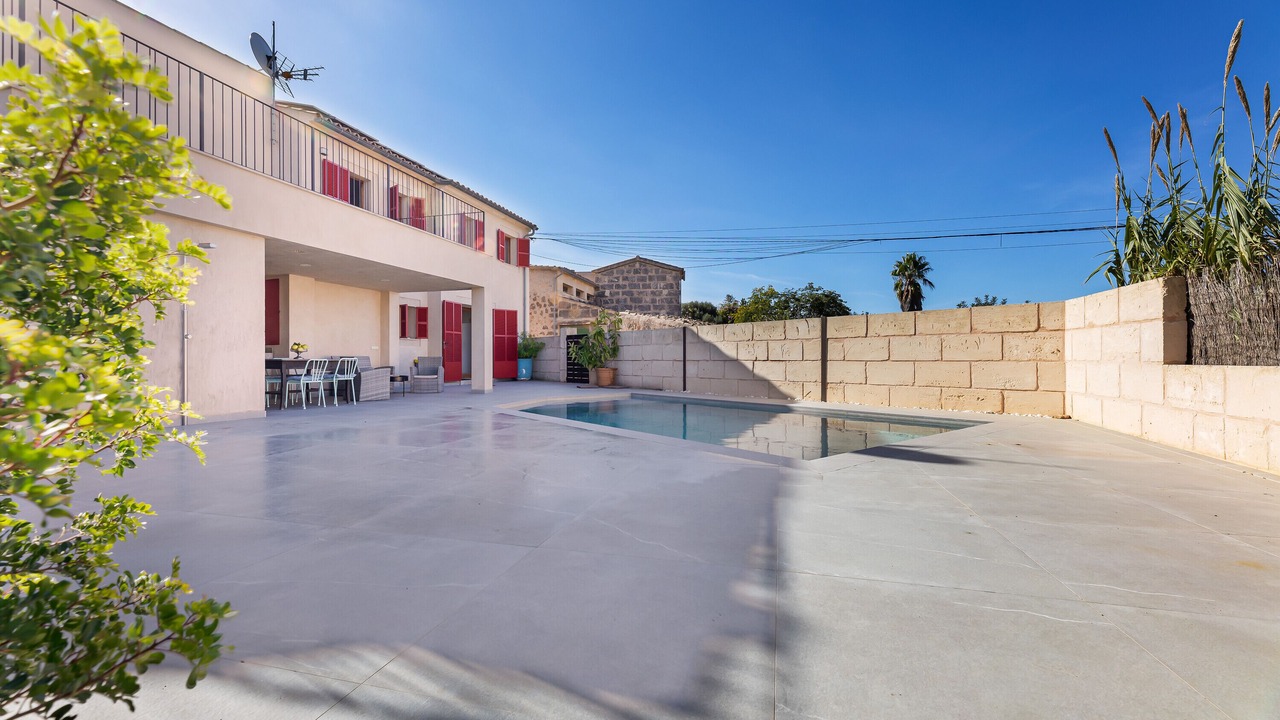 Photo of Outdoor in Portol