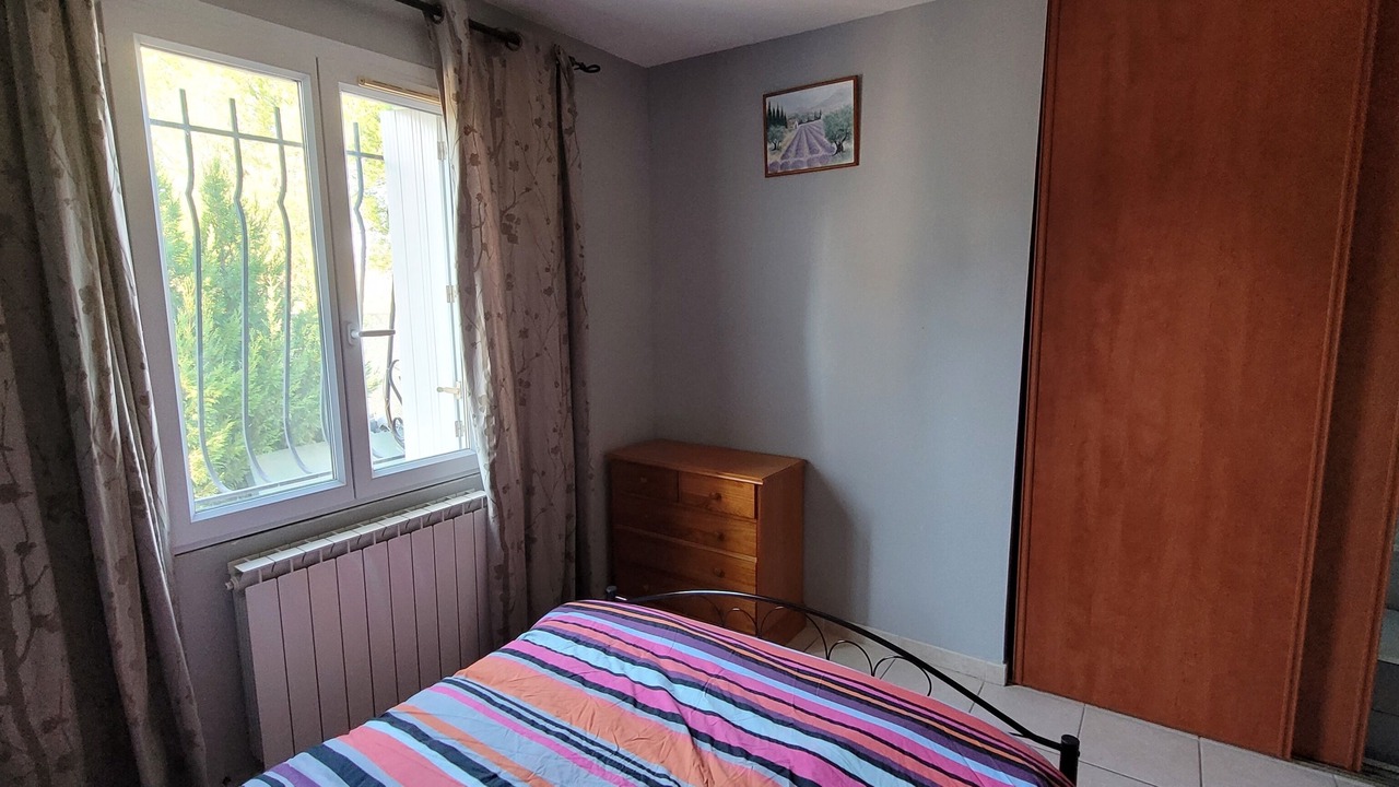 Photo of Bedroom in Chateauneuf-de-Gadagne