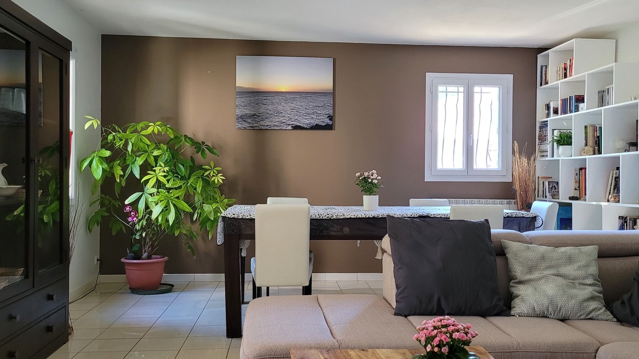 Photo of Livingroom in Chateauneuf-de-Gadagne