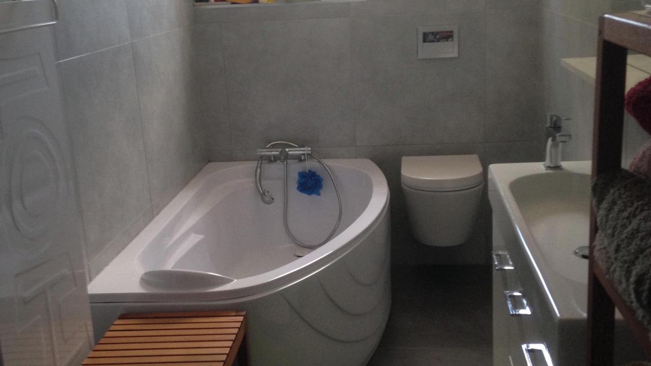 Photo of Bathroom in Eyragues