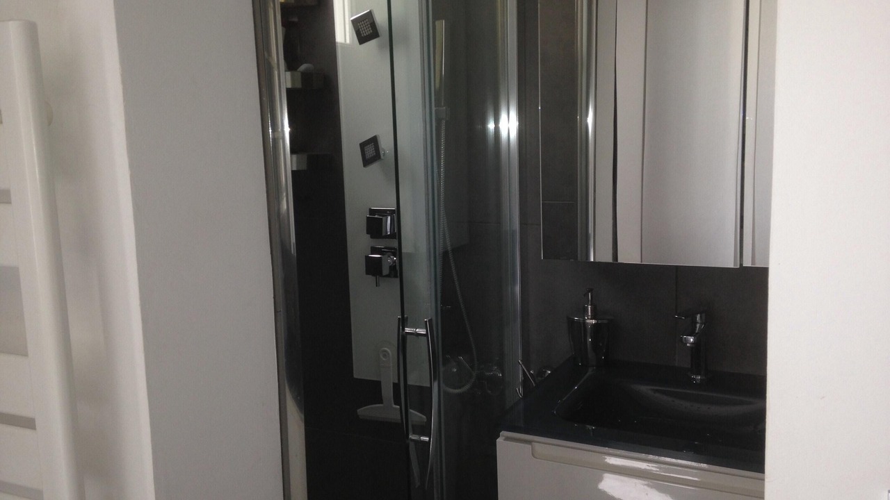 Photo of Bathroom in Eyragues