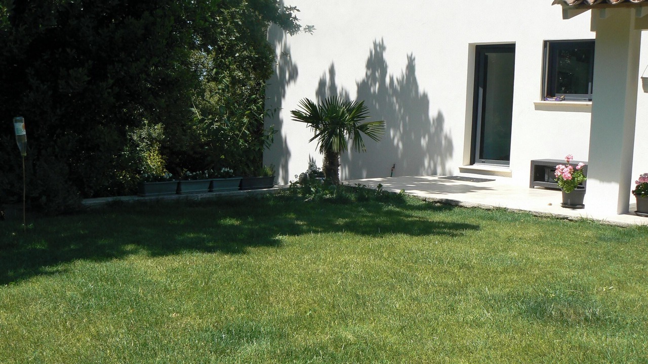 Photo of Outdoor in Eyragues