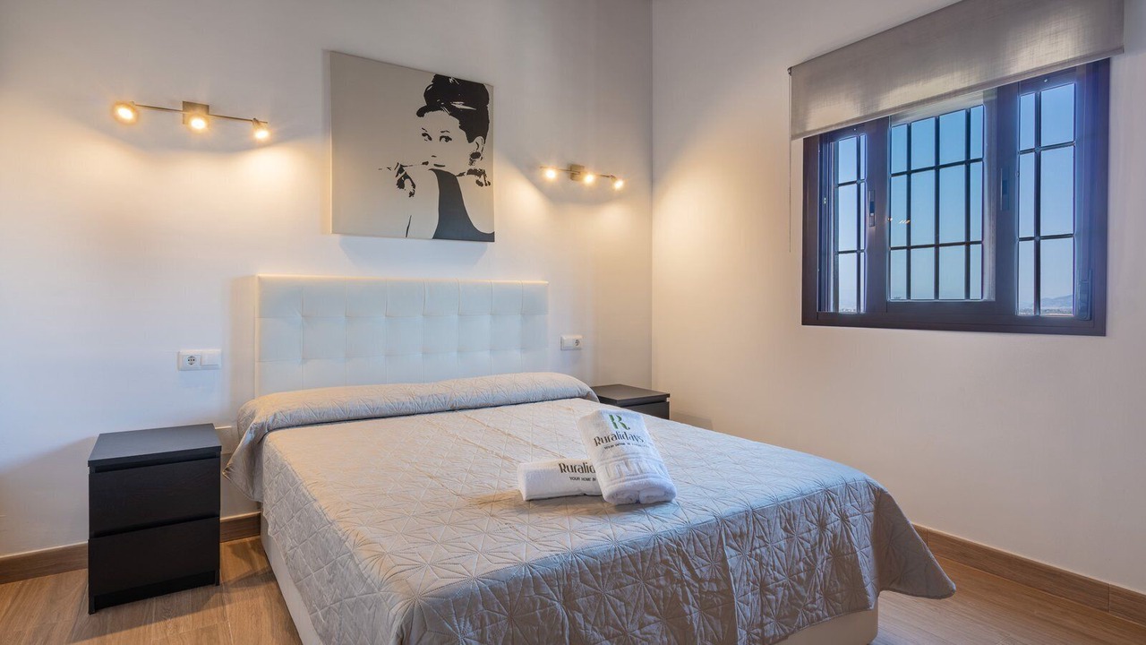 Photo of Bedroom in Coin