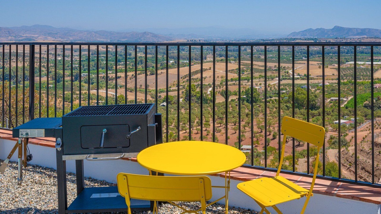 Photo of Outdoor in Coin