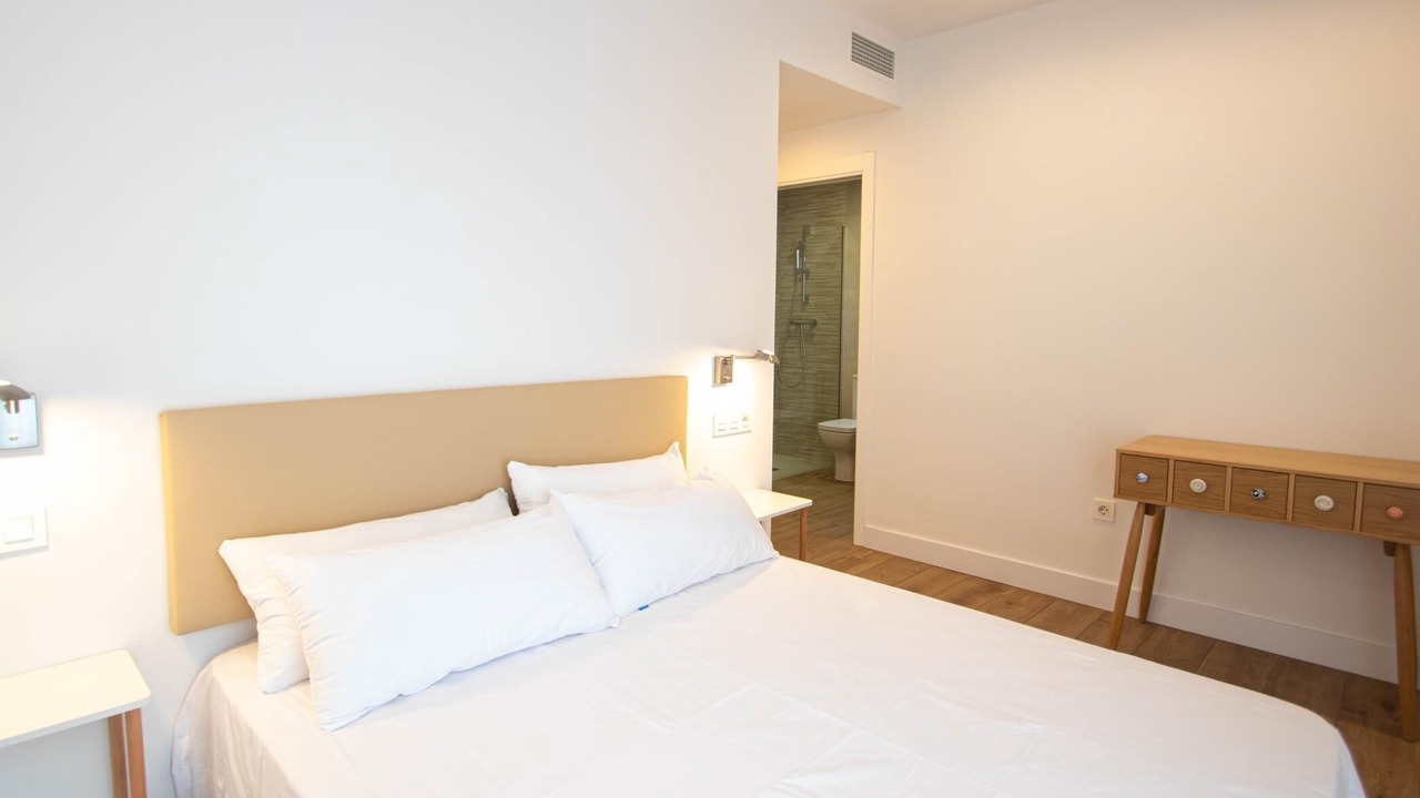 Photo of Bedroom in Figares