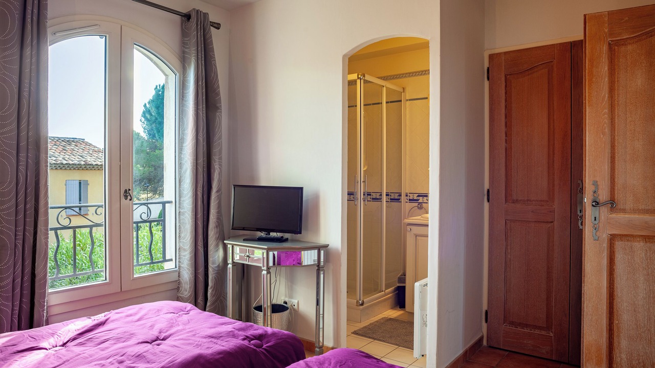 Photo of Bedroom in Pont Royal
