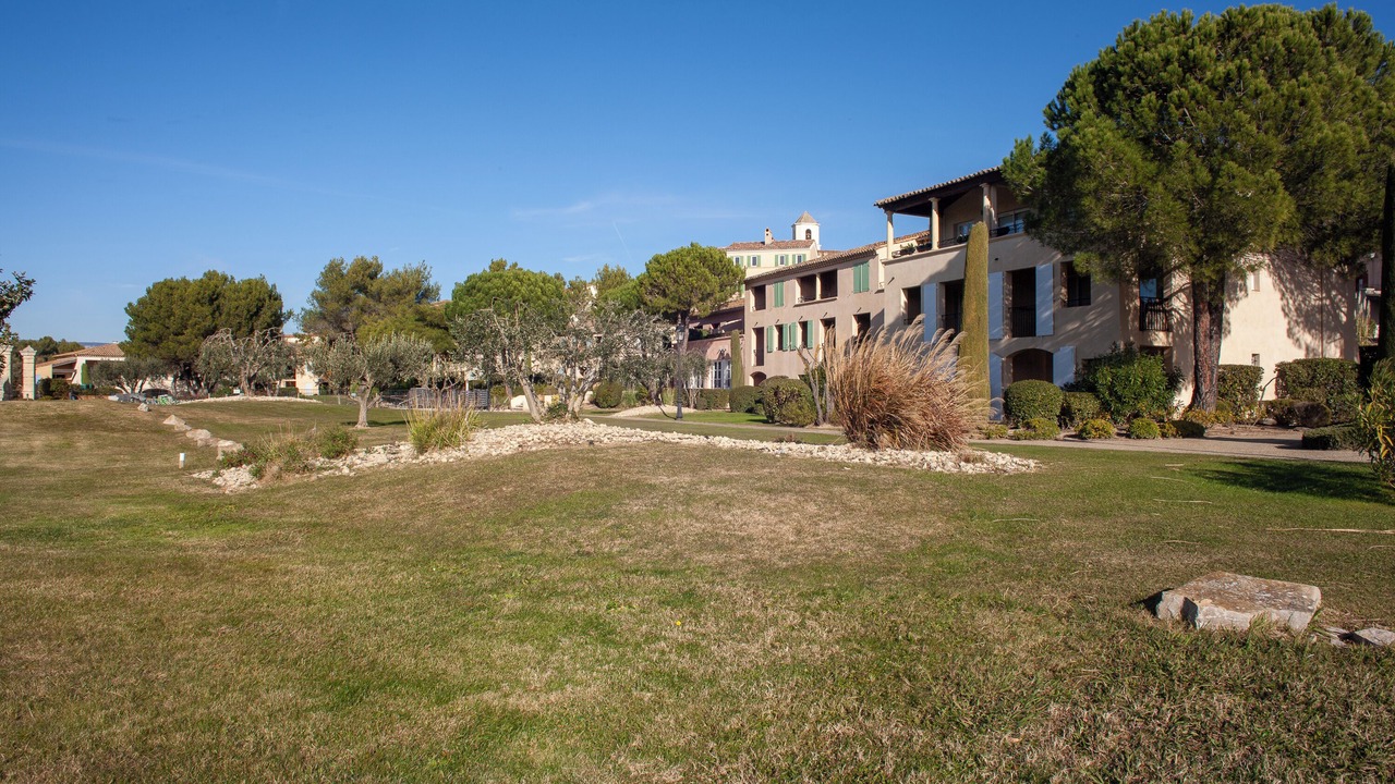 Photo of Outdoor in Pont Royal