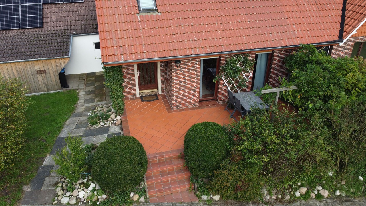 Photo of Outdoor in Backemoor