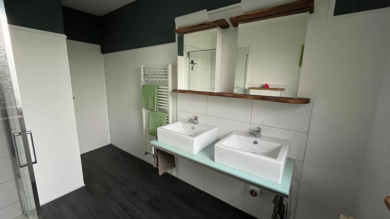 Photo of Bathroom in Backemoor