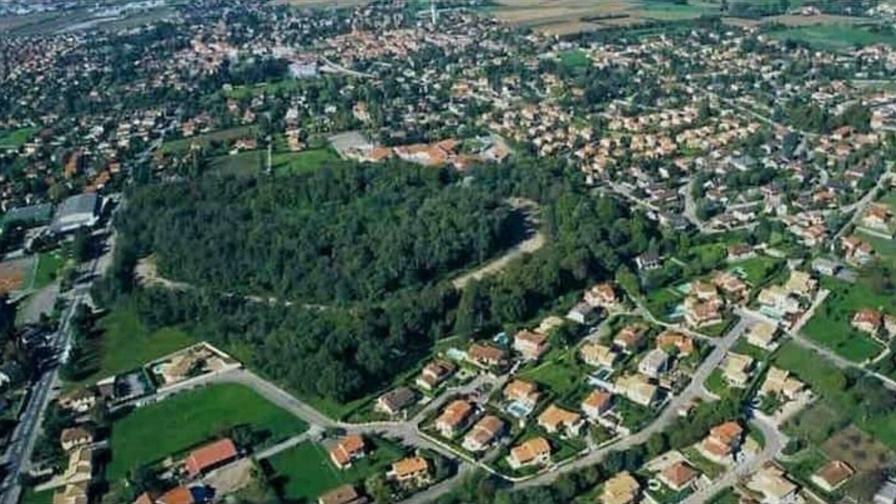 Photo of Outdoor in Genas