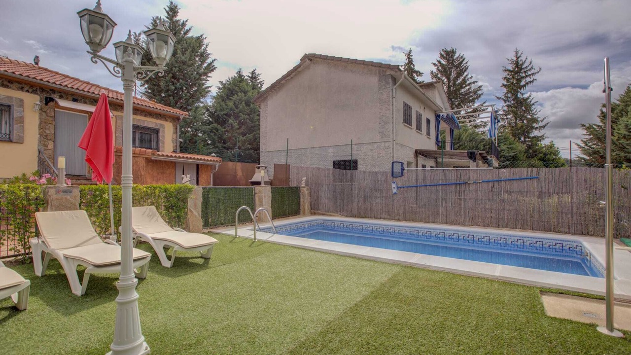Photo of Outdoor in Santa Maria de la Alameda