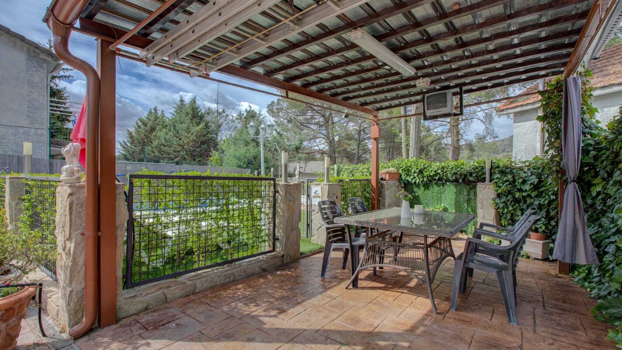 Photo of Outdoor in Santa Maria de la Alameda