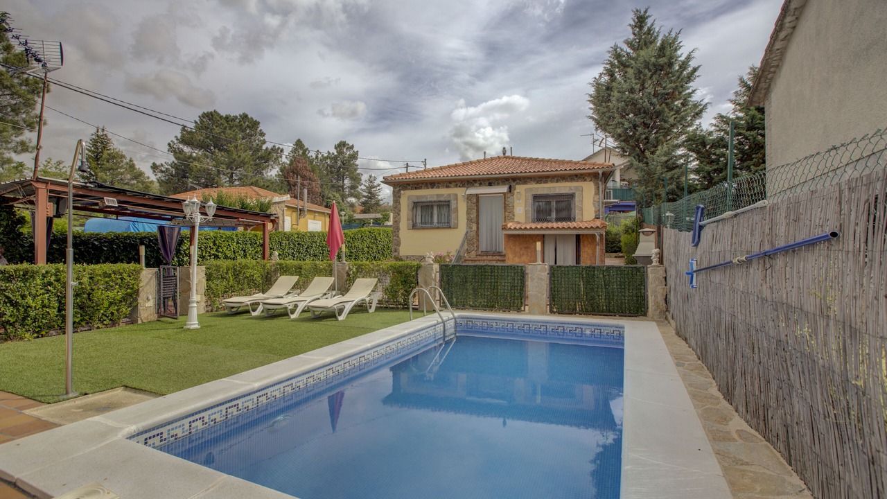 Photo of Outdoor in Santa Maria de la Alameda
