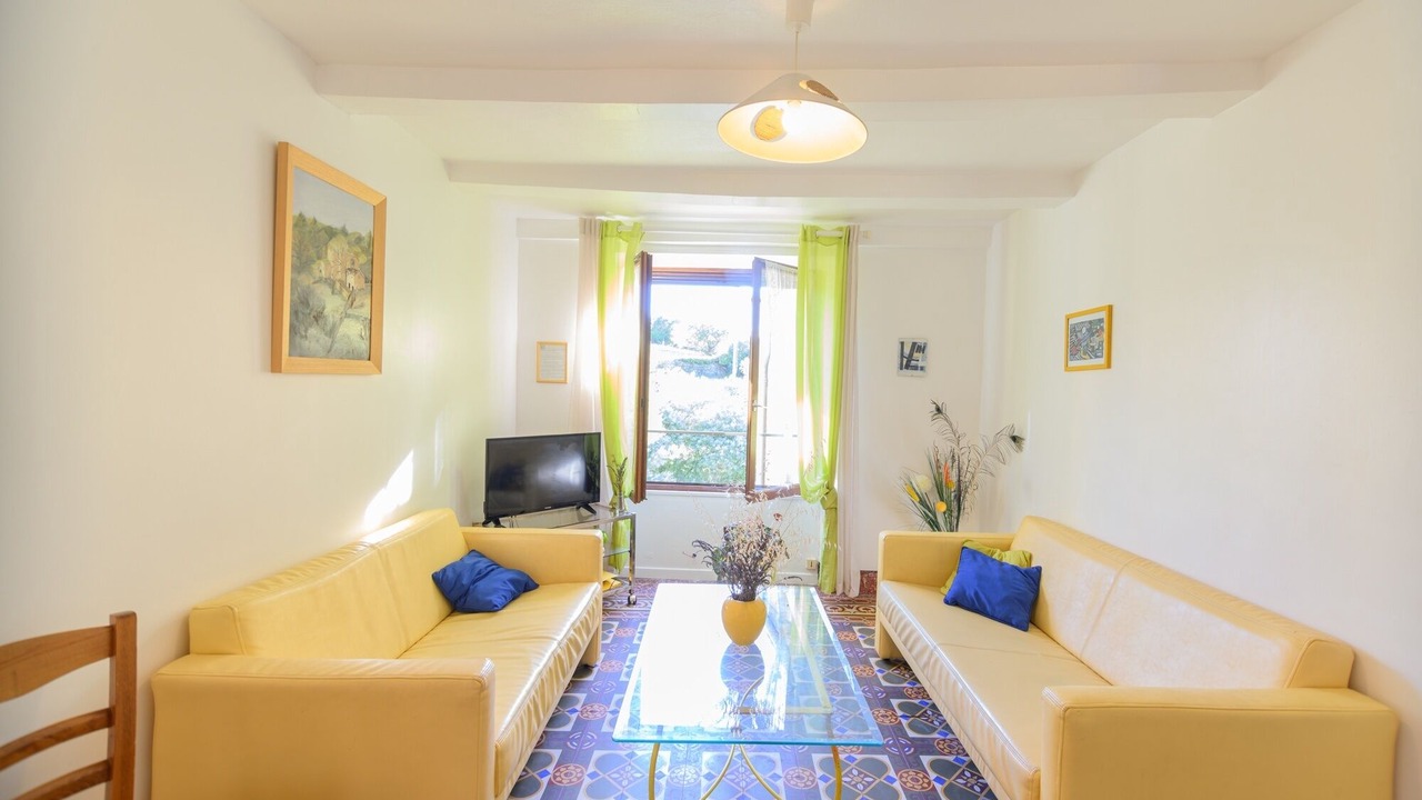 Photo of Livingroom in Largentiere