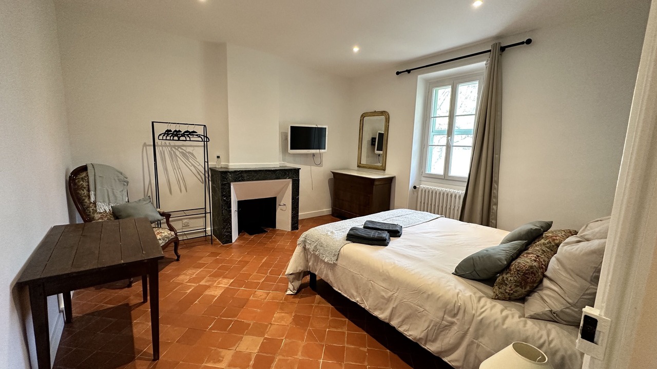 Photo of Bedroom in Le Tholonet