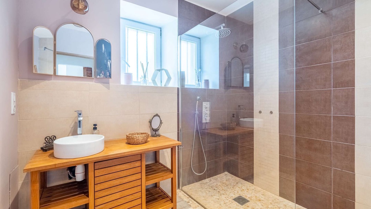 Photo of Bathroom in Cabannes