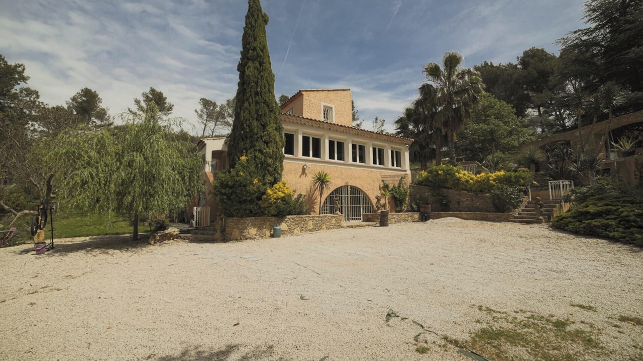 Photo of Others in Aubagne