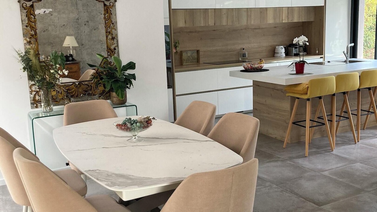 Photo of Livingroom in Bouc-Bel-Air