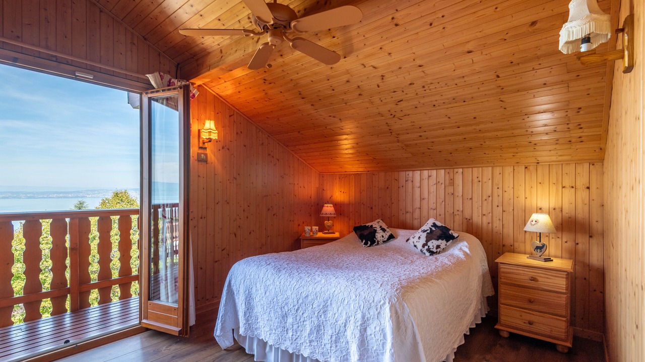 Photo of Bedroom in Evian-les-Bains