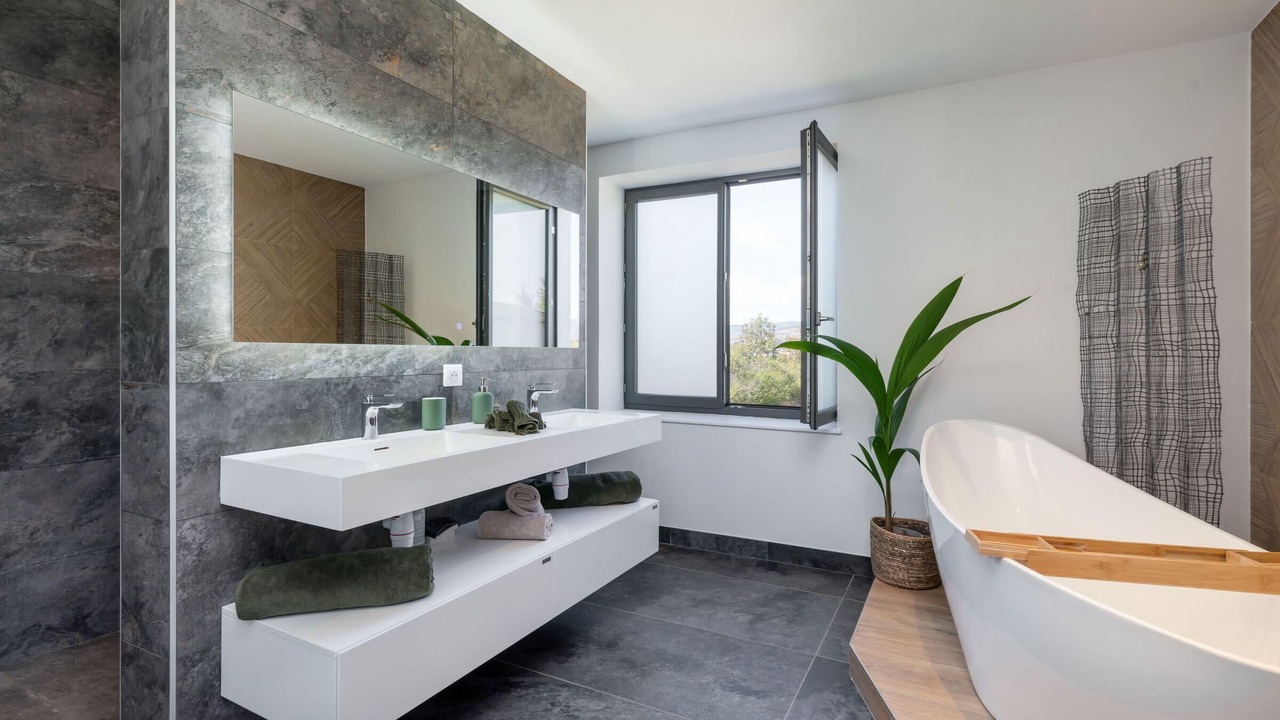 Photo of Bathroom in Brindas