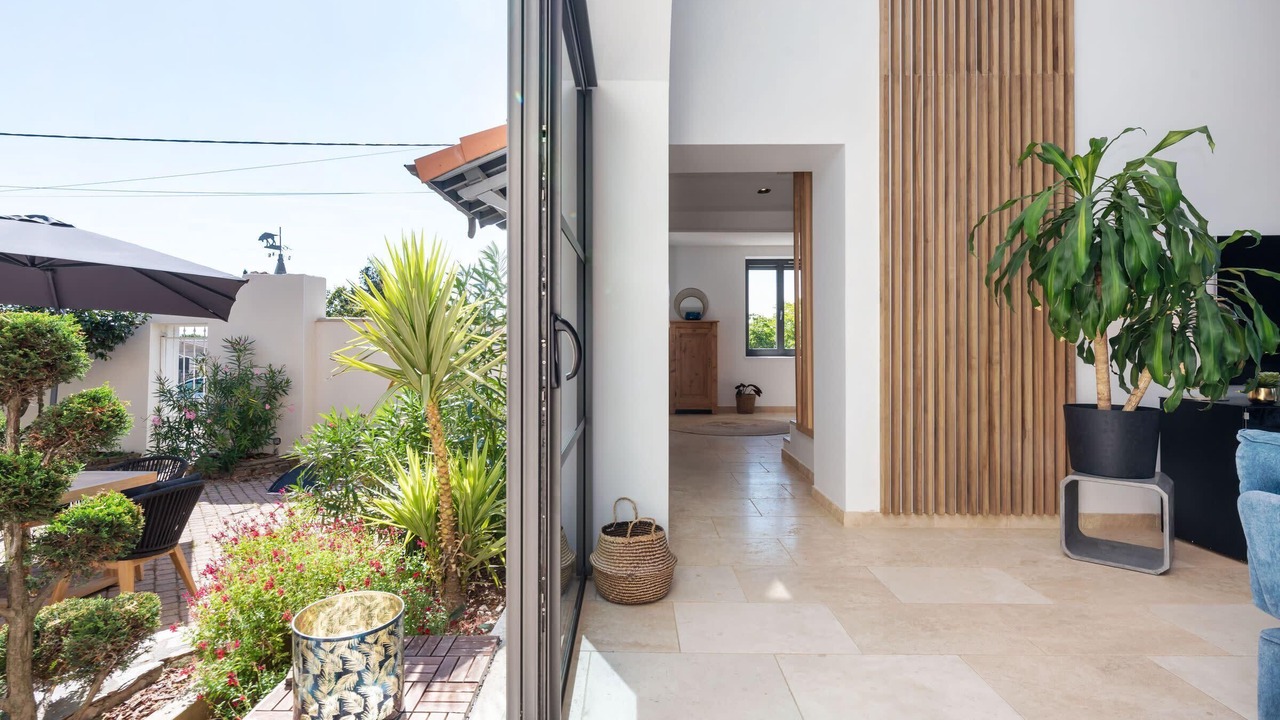 Photo of Patio Balcony in Brindas