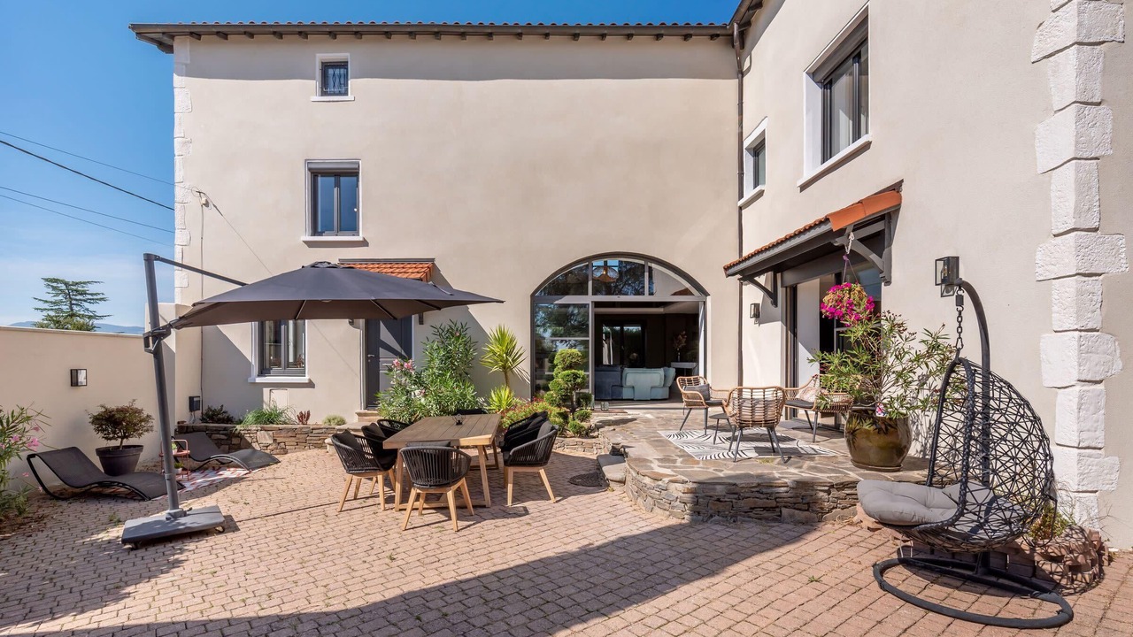 Photo of Outdoor in Brindas
