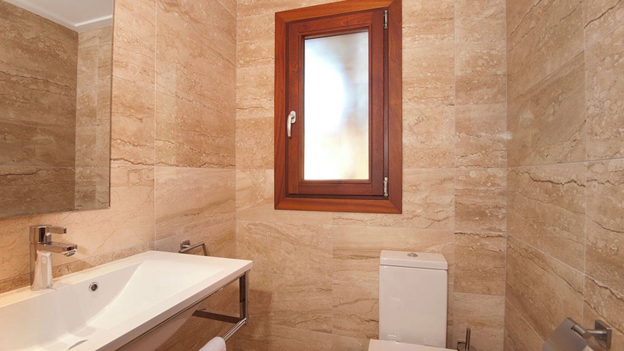 Photo of Bathroom in Crestatx
