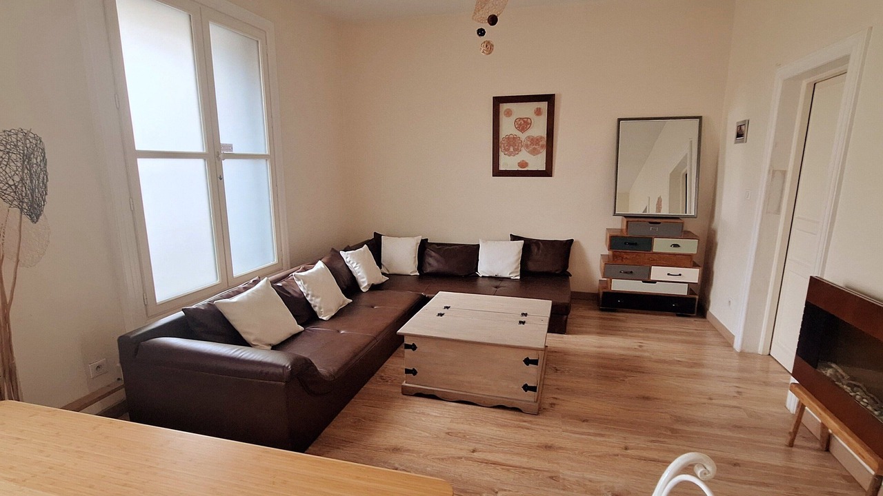 Photo of Livingroom in Aiguerelles