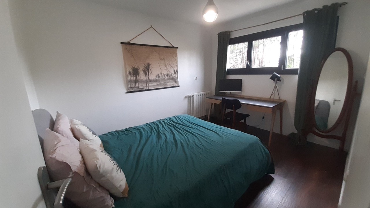 Photo of Bedroom in Pelissanne
