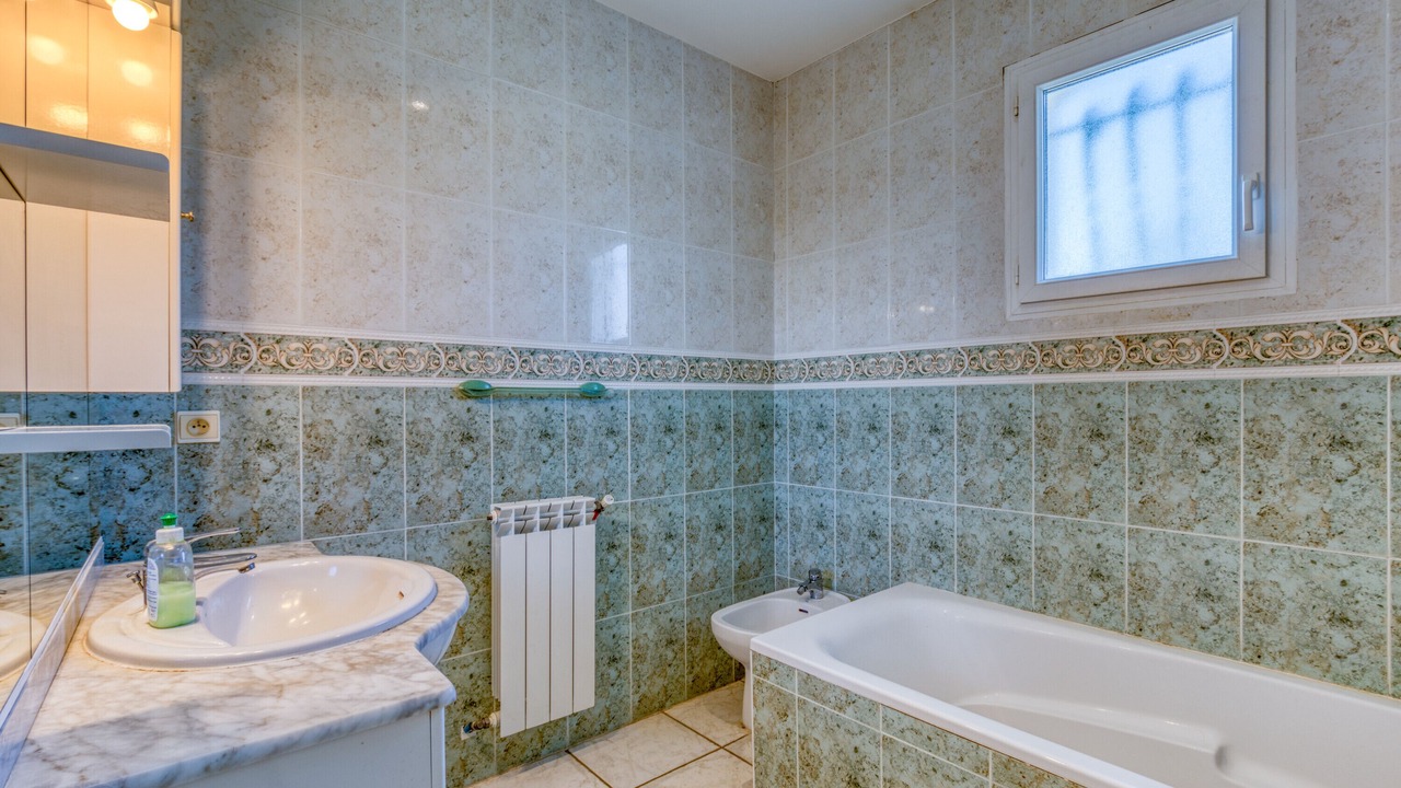 Photo of Bathroom in Saint-Gely-du-Fesc