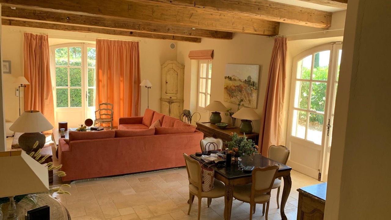 Photo of Livingroom in Paradou
