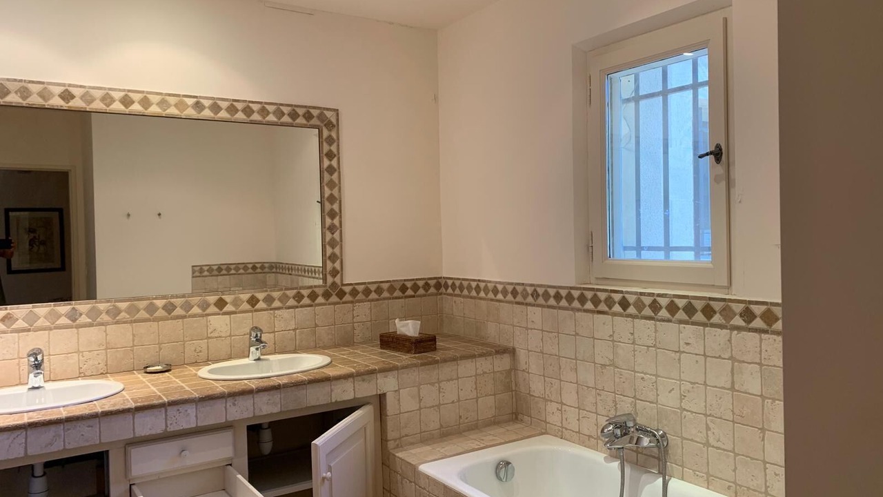 Photo of Bathroom in Paradou