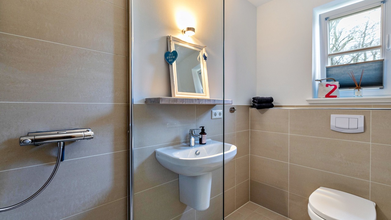 Photo of Bathroom in Tating